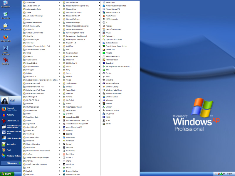 Illustration for article titled Windows XP gaming rig - ugly AF
